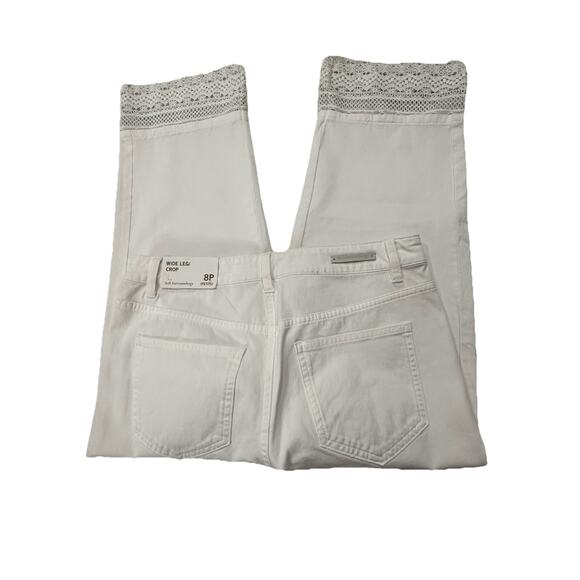 NWT Soft Surroundings Womens Size 8P Wide Leg Cropped Jeans w/ Lace Hem White - Picture 2 of 10